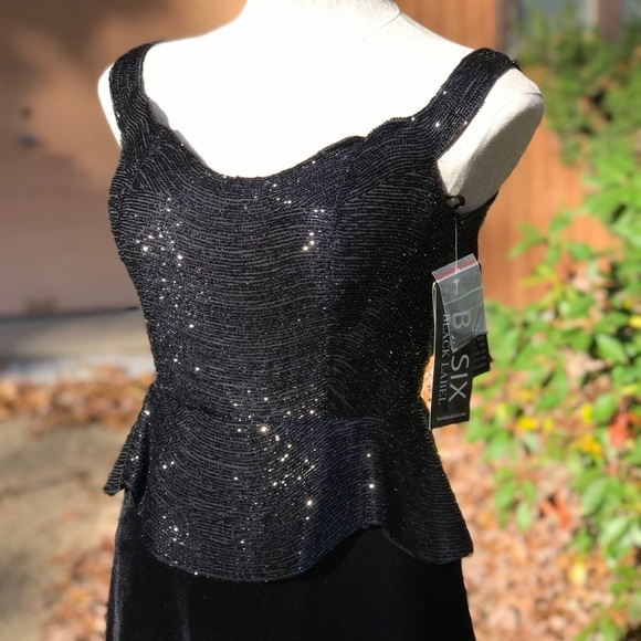 Basix Black Label Beaded Velvet Dress Gown 4 NWT - Picture 4 of 9